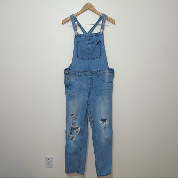 H&M Jeans Hm Distressed Light Wash Denim Overalls Poshmark